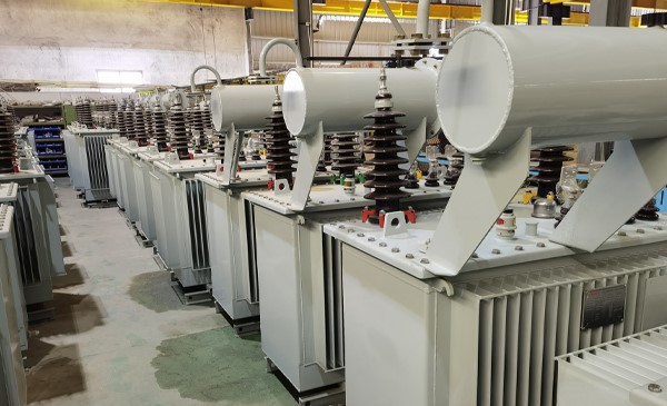 Oil immersed transformer Oil immersed transformer